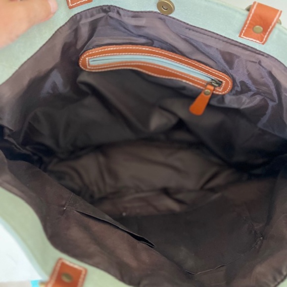 Le Papillon " Be The Change" Large Grey Canvas Tote - Picture 8 of 8